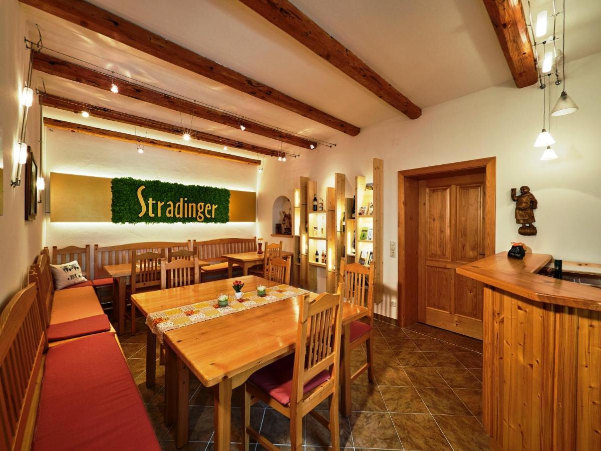 Asbacher Klosterkeller Stratzing Zewnętrze zdjęcie